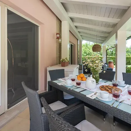 Heartbreaking Charming In Chipieri - Marche Villa Pian di Mulino