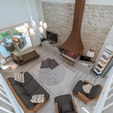 Heartbreaking Charming In Chipieri - Marche Villa *